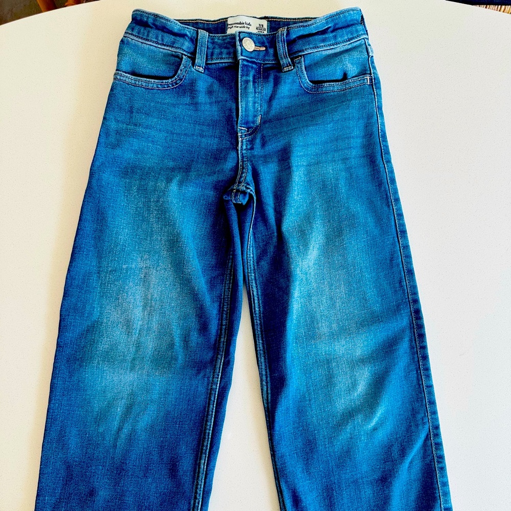 Abercrombie and Fitch Girls High Rise wide leg jeans size 7/8